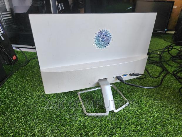 HP 22inch Ips FHD Ultra Slim Bezel Monitor · Photo 6