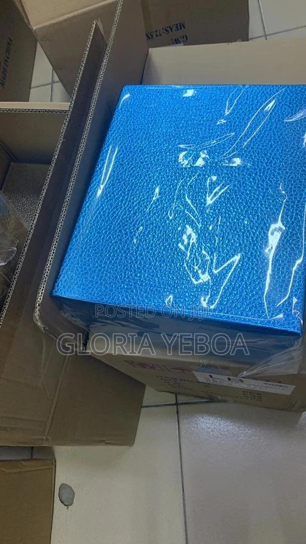 Ten in One Gift Box · Photo 2