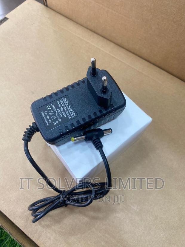 12V 2A Charger · Photo 1