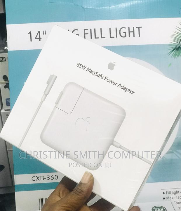 Macbook Pro or Magsafe Power Adapter 85w Original · Photo 1