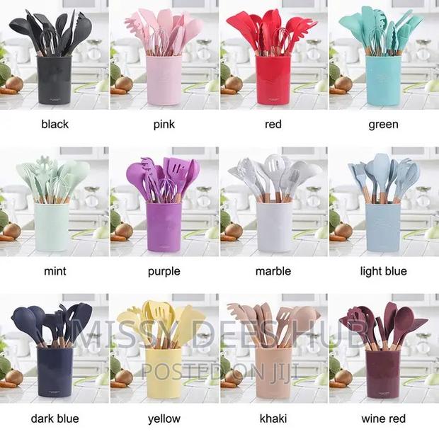 12pcs Silicone Kitchen Set · Photo 3