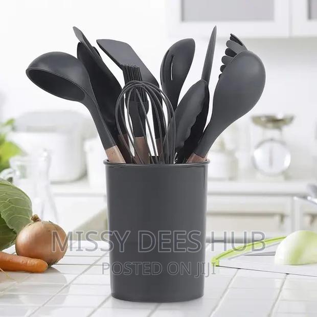 12pcs Silicone Kitchen Set · Photo 7