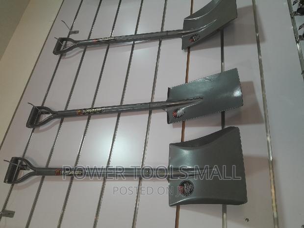 Steel Shovel · Photo 2