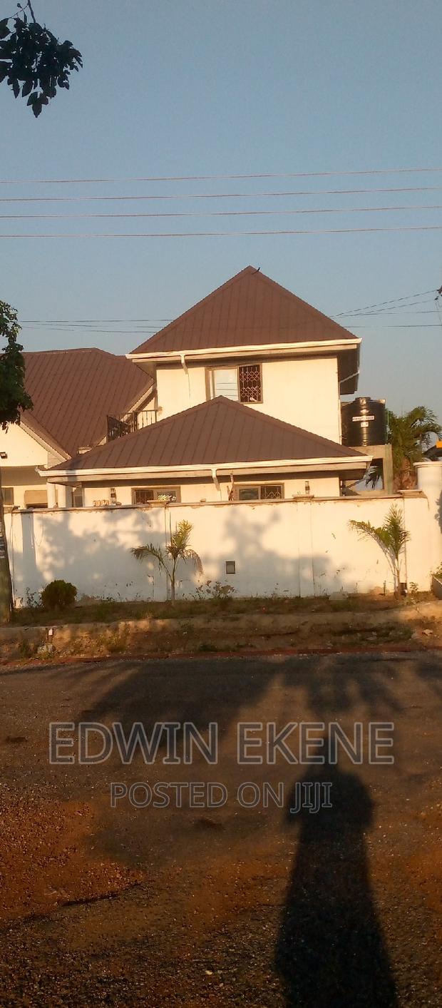 Rain Gutters Available · Photo 1
