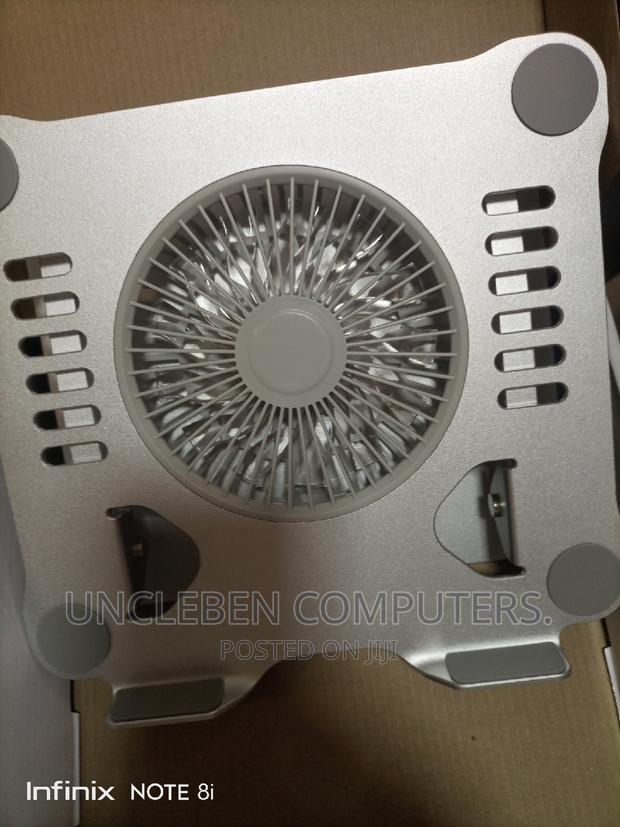 Laptop Stand With Fan · Photo 3
