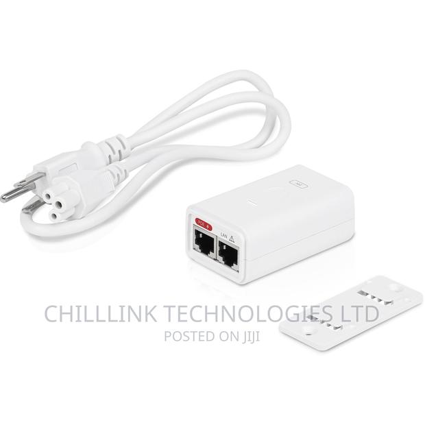 Ubiquiti Networks 48V Poe Adapter With Gigabit LAN Port