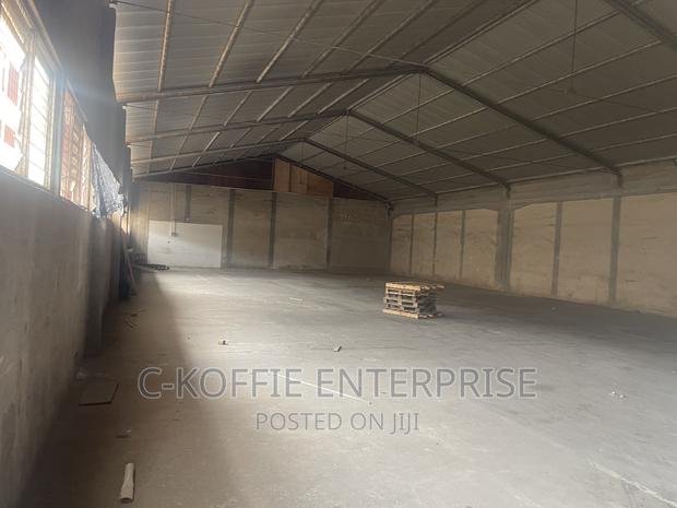 1000 SQM Warehouse at North Kaneshie Industrial Area · Photo 2