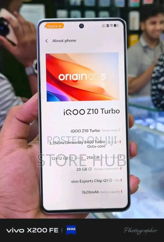 Vivo iQOO Z10 Turbo 256 GB Gray · Photo 1