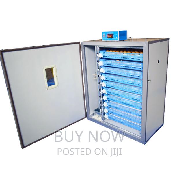 Egg Incubator (520 Eggs) · Photo 2