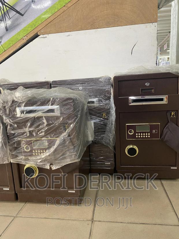 Safe Box For Valuables · Photo 2