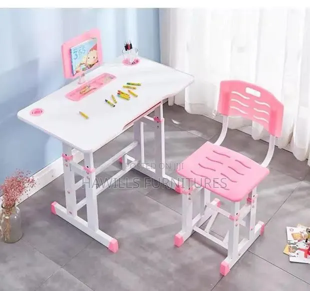 Kids Desk and Chair Set · Photo 1