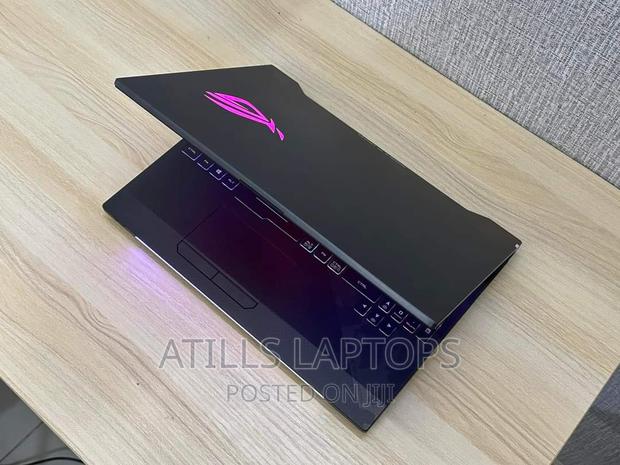 Laptop Asus ROG Strix SCAR II 32GB Intel Core i7 SSD 512GB · Photo 5