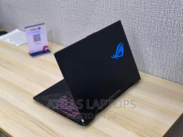Laptop Asus ROG Strix SCAR II 32GB Intel Core i7 SSD 512GB · Photo 1