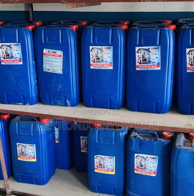 Concrete Hardner,(Water Reducer, 25l,Sochem ) · Photo 1