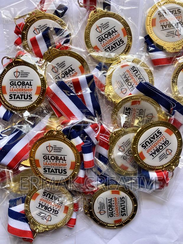 Medals Gold | Silver | Bronze · Photo 4