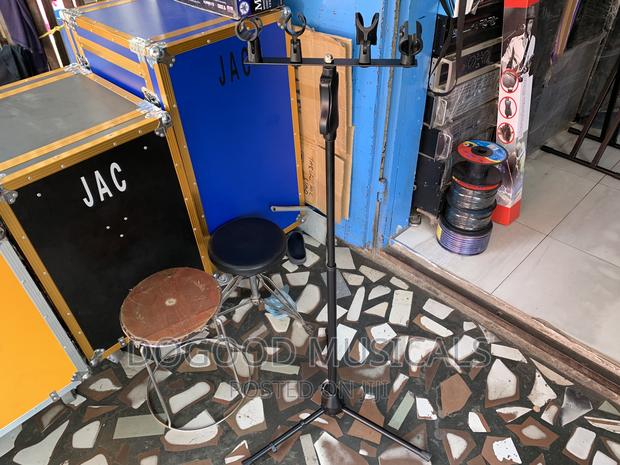 JAC Microphone Stand With 4 Microphones Holders · Photo 3