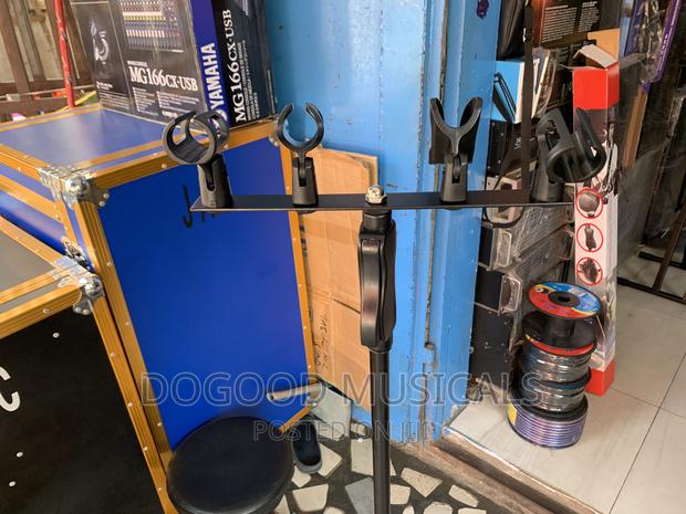 JAC Microphone Stand With 4 Microphones Holders · Photo 2