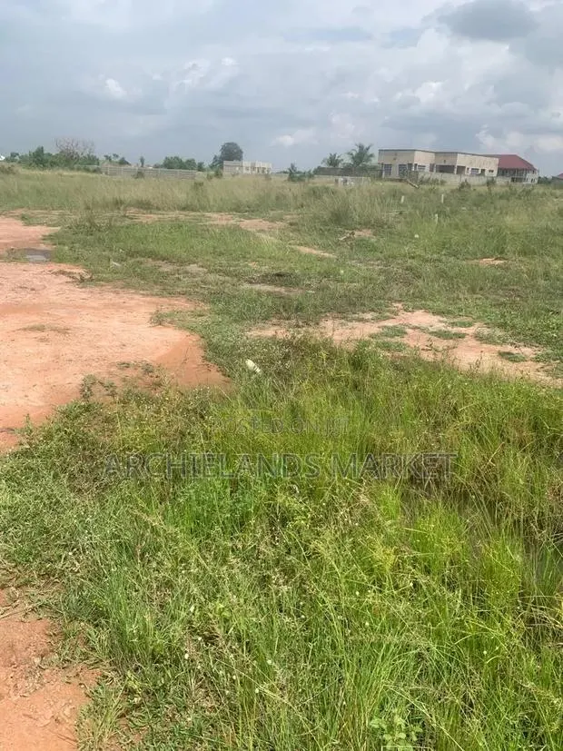 Own Land Without Breaking the Bank · Photo 1
