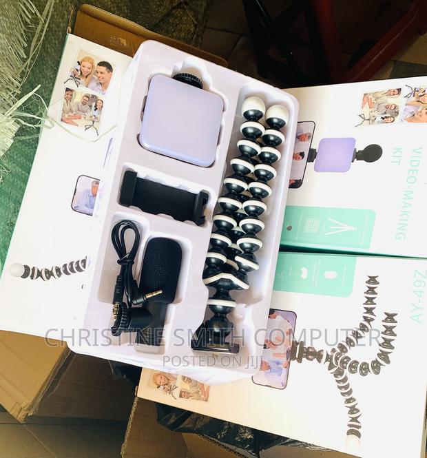 Adjustable Video Making Kit · Photo 1