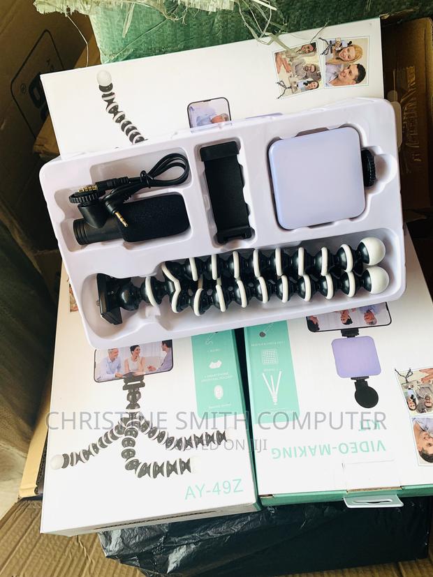 Adjustable Video Making Kit · Photo 2