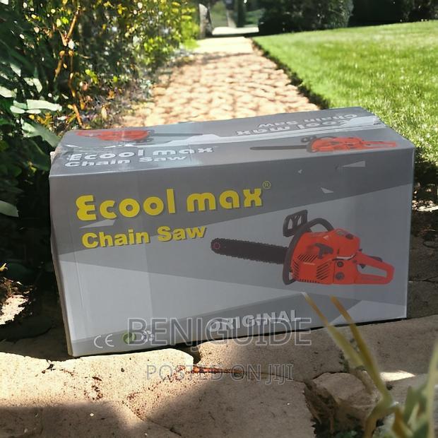 Gasoline Chain Saw 20" /Dumbar · Photo 1