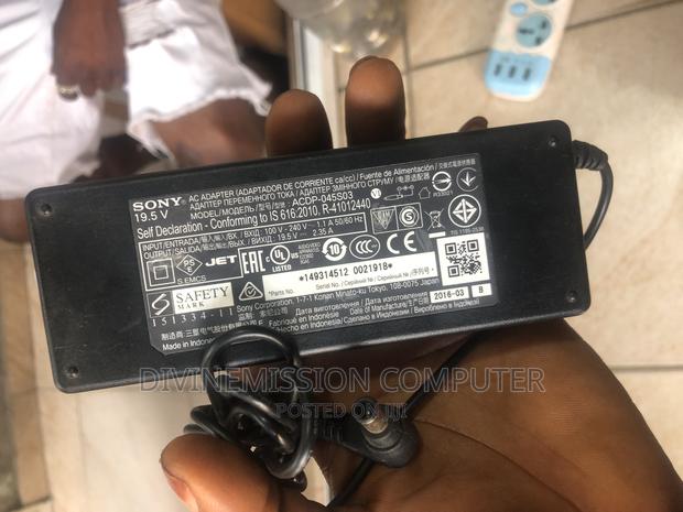 Sony 19.5v Charger Home Used · Photo 4