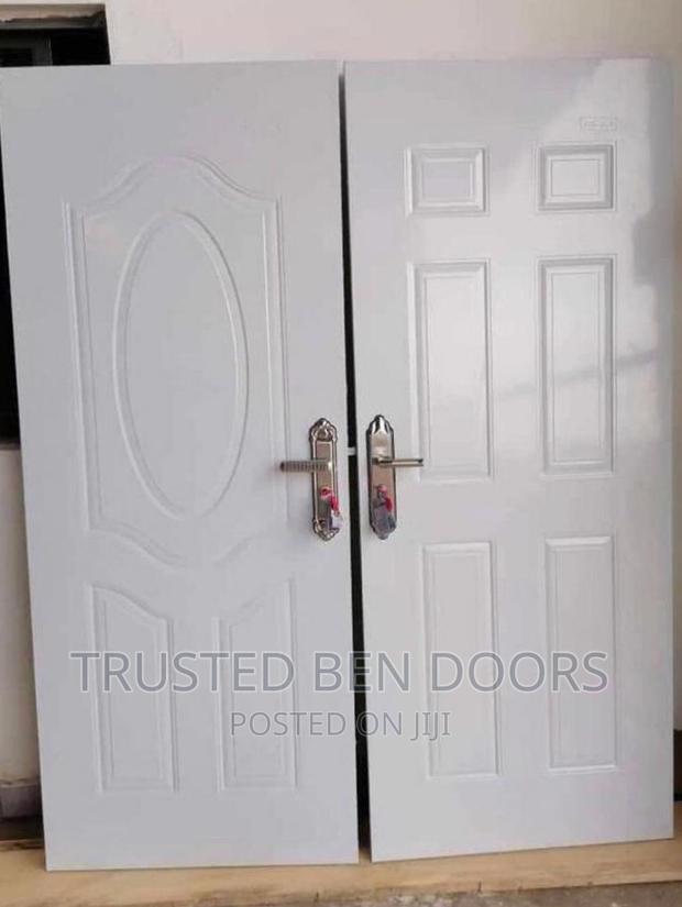 All White Panel Doors For Bedroom And Bathroom Use · Photo 1