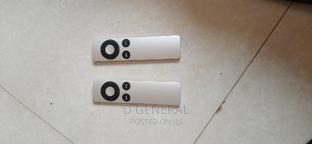 Apple TV Remote · Photo 3