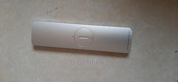 Apple TV Remote · Photo 2
