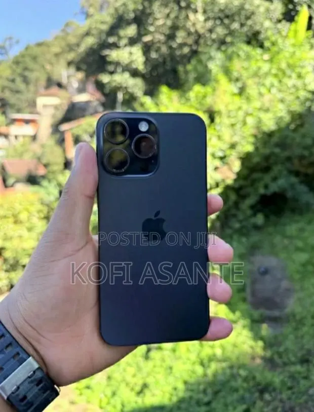 Apple iPhone 15 Pro Max 512 GB Blue · Photo 1