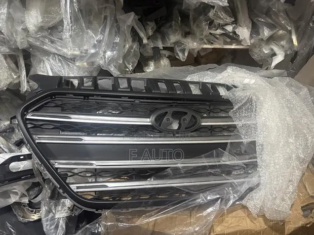 Hyundai Elantra GT Front Shells 2016,2017,2018,2019,2020 · Photo 1