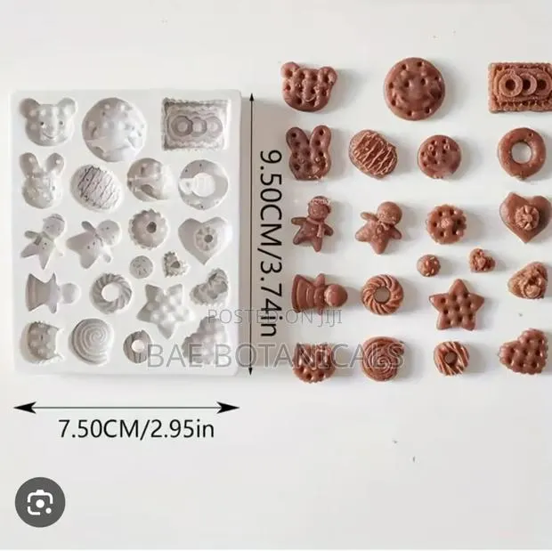 Mini Silicone Mold of Assorted Cookies · Photo 1