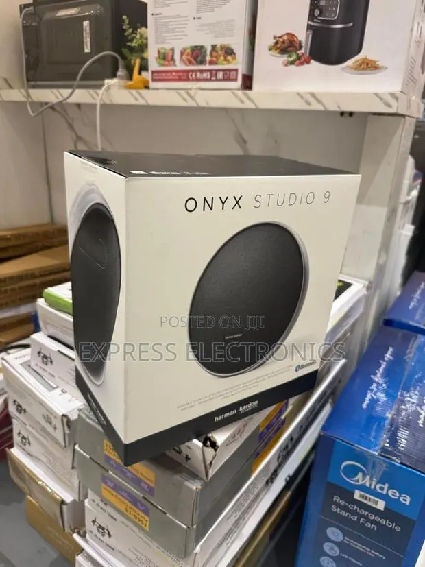 Harlan Kardon Bluetooth Onyx 9 Studio Bluetooth · Photo 1