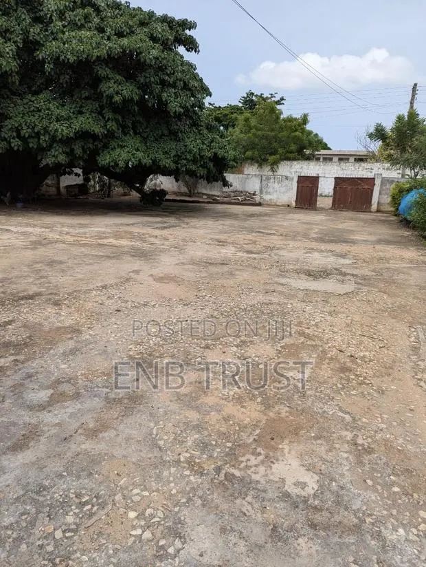 1 N Half Plot of Land for Sale at Abelemkpe · Photo 1