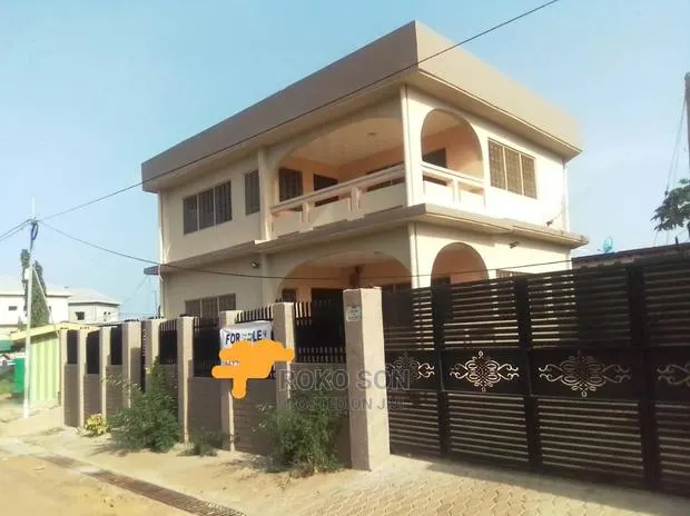 4bdrm Duplex in Dr Roko, North Kaneshie for rent · Photo 1