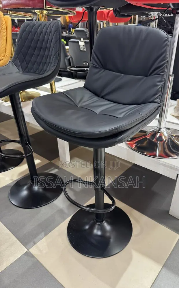Kitchen Counter Chair · Photo 1