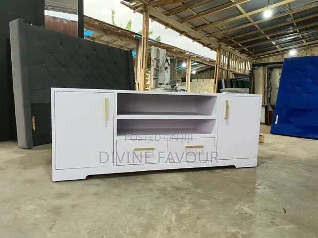 Modern Tv Stand on Sale · Photo 1