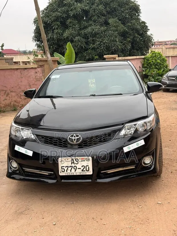 Toyota Camry SE 4dr Sedan (3.5L 6cyl 6A) 2014 Black