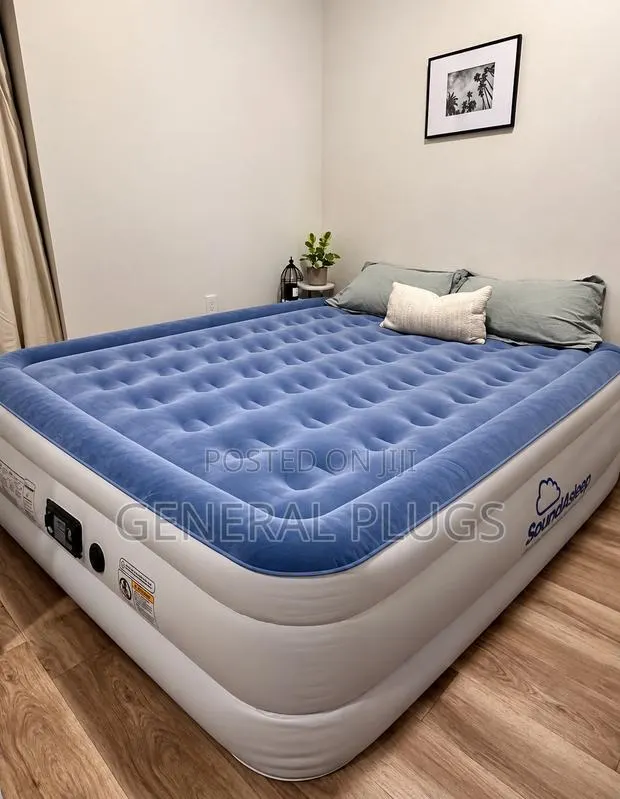 Self Inflating Original Double Size Air Mattress Plus Free 2 Pillows · Photo 1