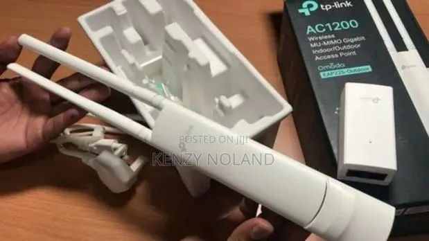 Tp-Link Outdoor Wireless Access Point · Photo 1