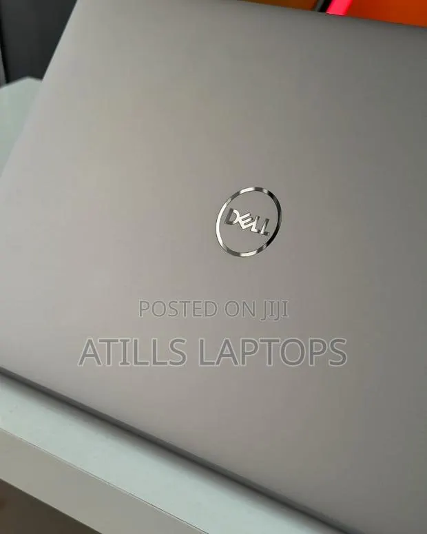 Laptop Dell Precision 15 5520 16GB Intel Core i7 SSD 512GB · Photo 1