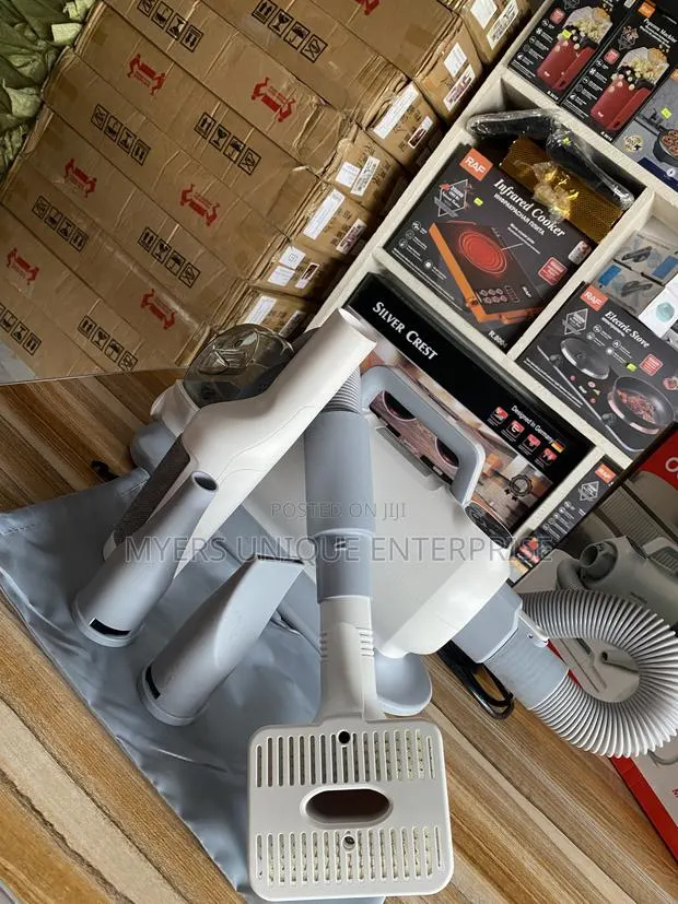 Decakila Pet Hair Vacuum Cleaner With Hose and Nozzles · Photo 1