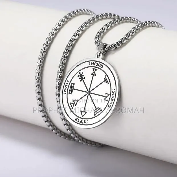 King Solomon Prosperity and Wealth Necklace Pendant · Photo 1
