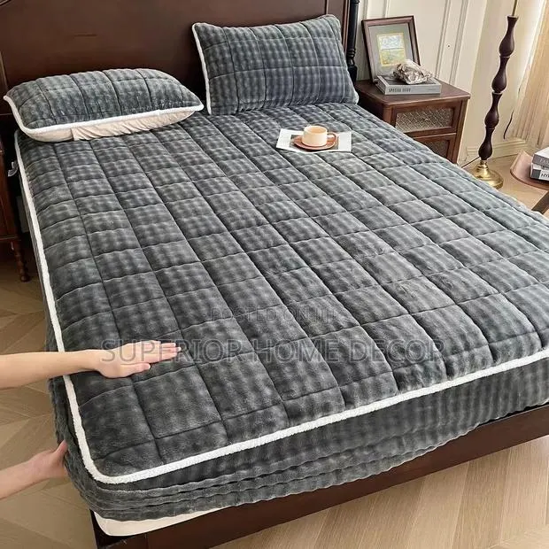 Mattress Shield Cover · Photo 1