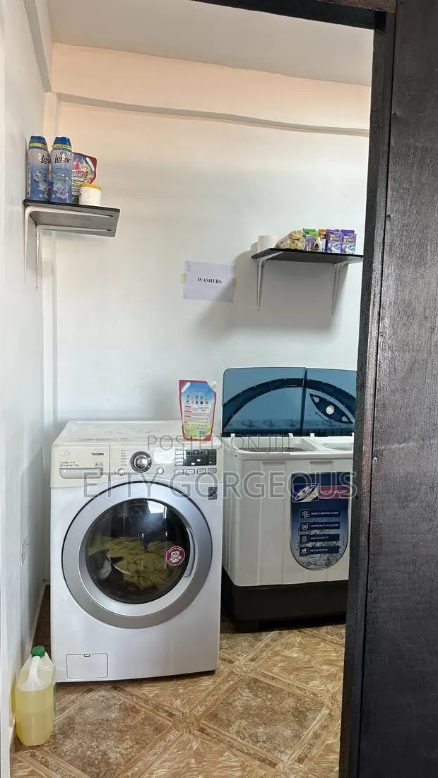 Same Day Laundry · Photo 1