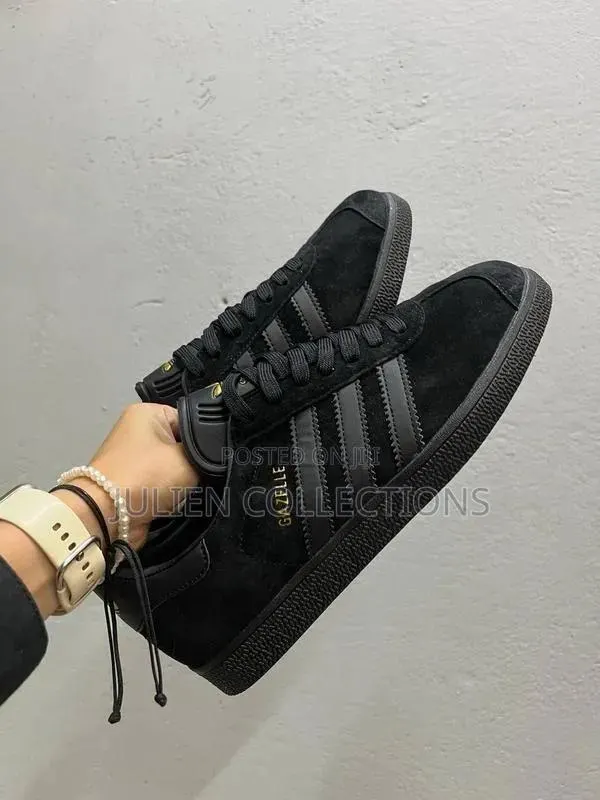 Adidas Gazelle Suede Black · Photo 1