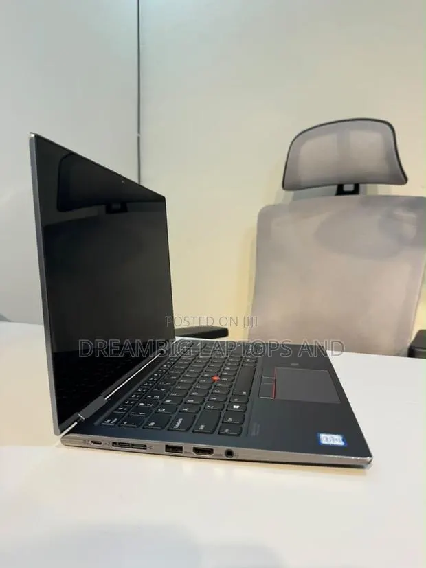 Laptop Lenovo ThinkPad X1 Yoga 16GB Intel Core i7 SSD 1T · Photo 1