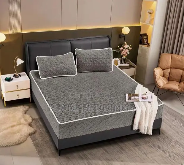 Quality Soft, Comfy and Fluffy Waterproof Mattress Protector Available · Photo 1