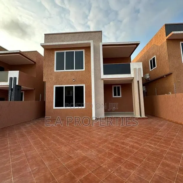 4bdrm House in Ea Properties, Lake Side Estate for sale · Photo 1