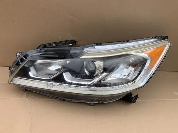 Honda Accord 2016,2017 Headlight Normal · Photo 1